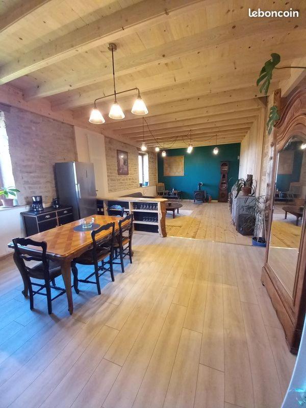 Appartement De Charme Dans Une Maison Isolee Presilly  Exteriör bild
