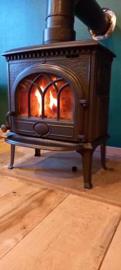 Appartement De Charme Dans Une Maison Isolee Presilly  Exteriör bild